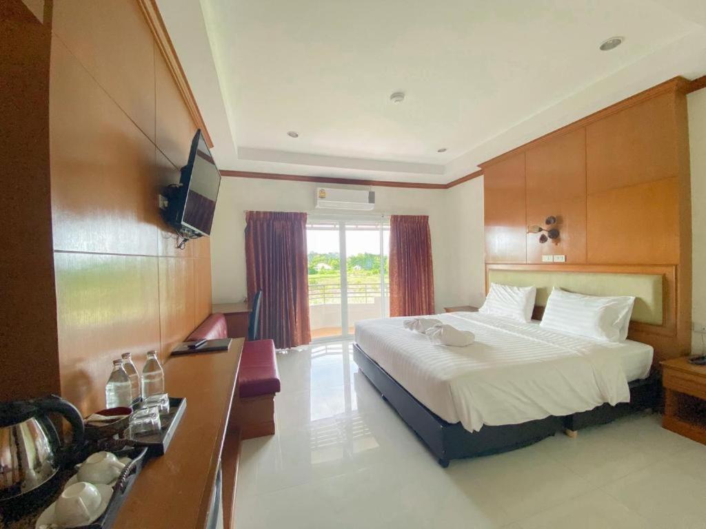 Siamtara Palace Hotel Maha Sarakham Exterior foto