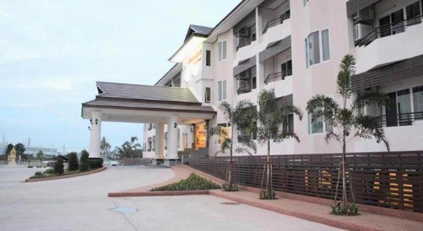 Siamtara Palace Hotel Maha Sarakham Exterior foto